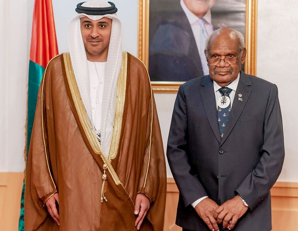 سفير الإمارات يقدّم أوراق اعتماده إلى الحاكم العام بالإنابة لجزر سليمان