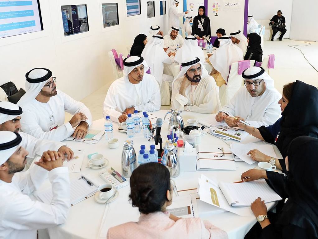 الخلوات الوزارية/نهج مبتكر بقيادة محمد بن راشد رسخ حكومة الإمارات مرجعاً عالمياً في تحقيق القفزات التنموية