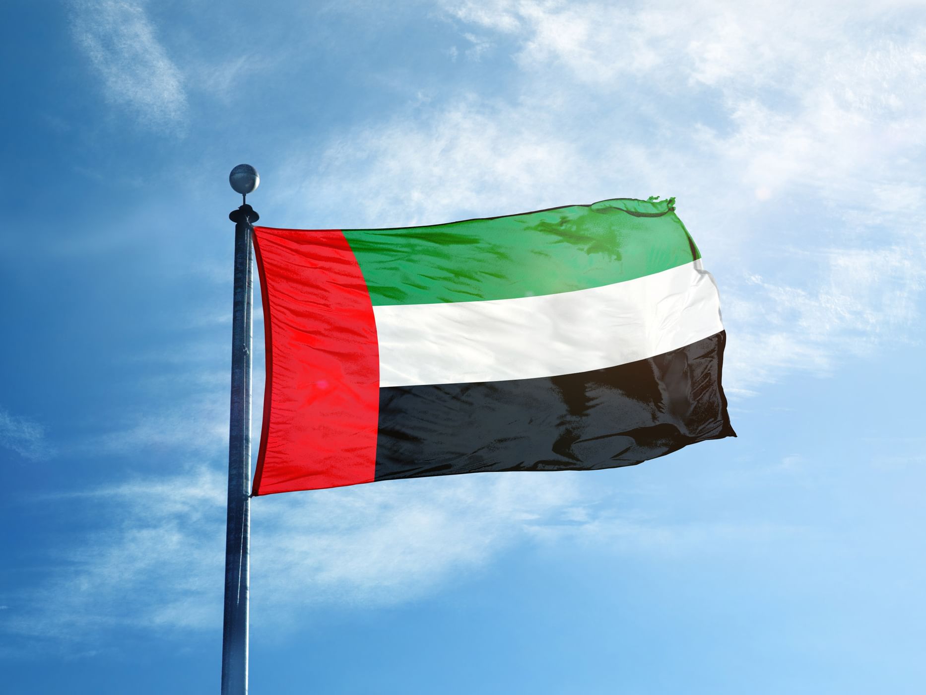الإمارات تمنح تأشيرة دخول عند الوصول لرعايا 6 دول مقيمين خارجها