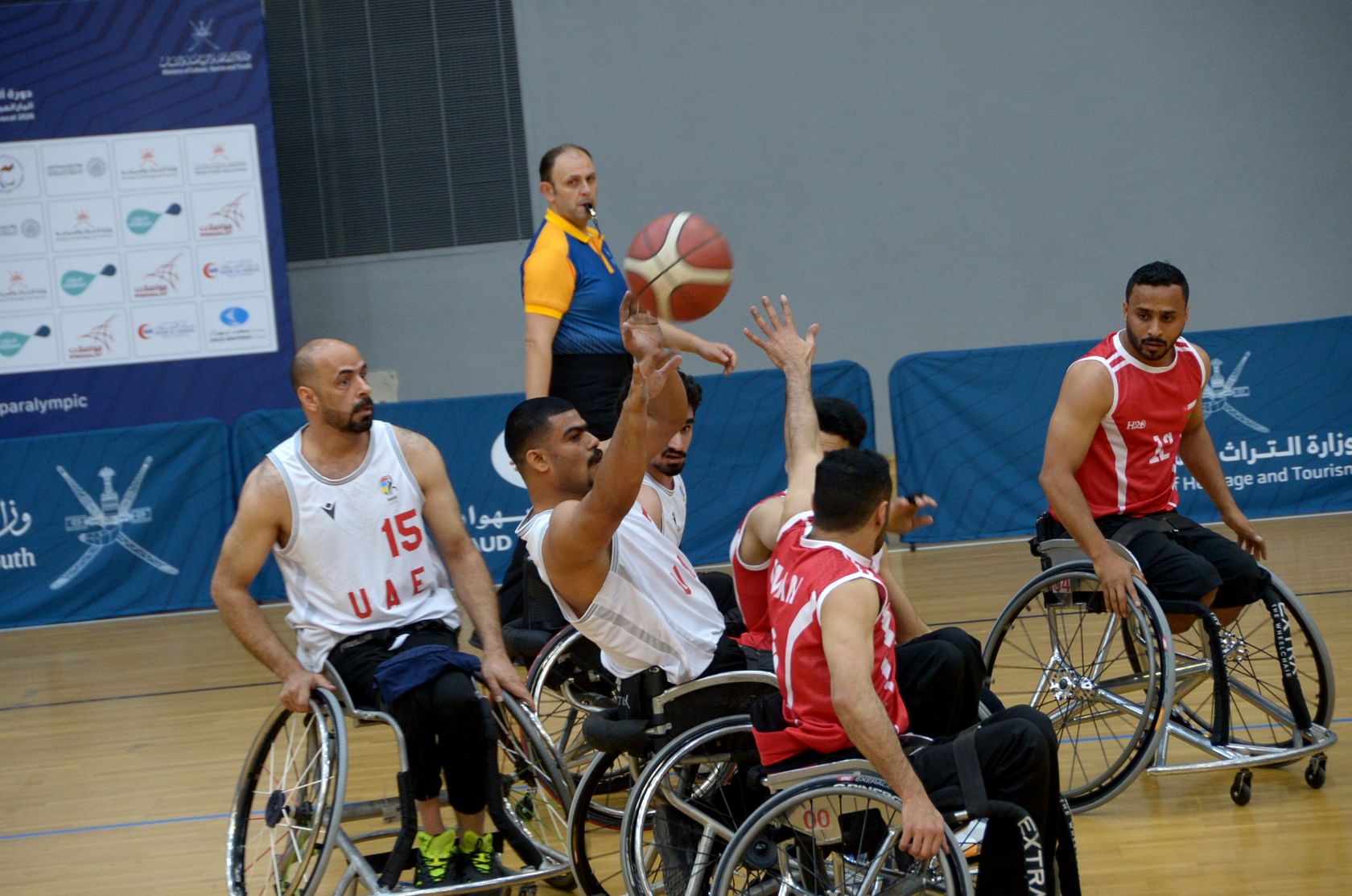 منتخب السلة على الكراسي المتحركة يفوز على عمان في افتتاح ألعاب "غرب آسيا البارالمبية"