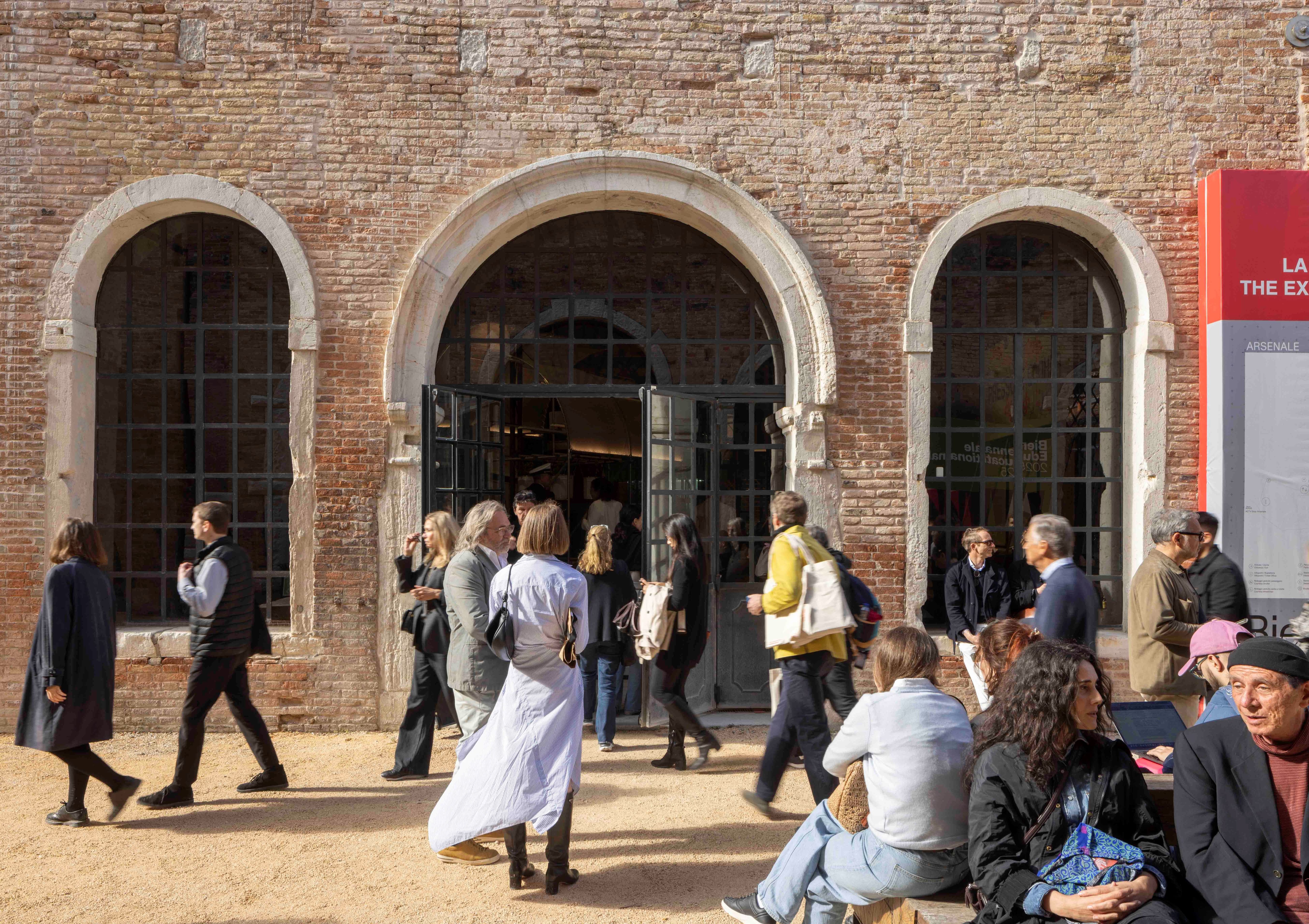 الجناح الوطني لدولة الإمارات يكشف عن معرض "وشوشة" في بينالي البندقية مايو المقبل