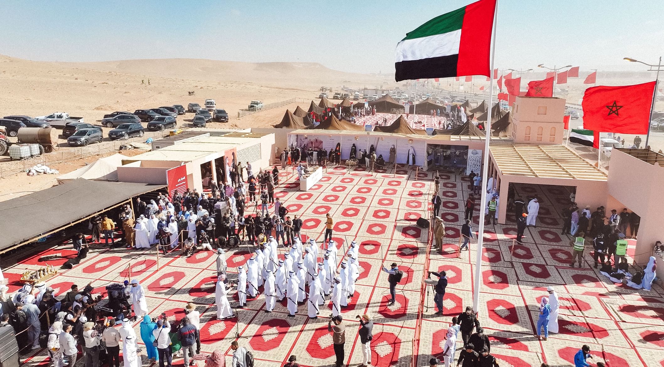 بحضور بارز لجناح الإمارات ..  انطلاق فعاليات موسم طانطان في المغرب