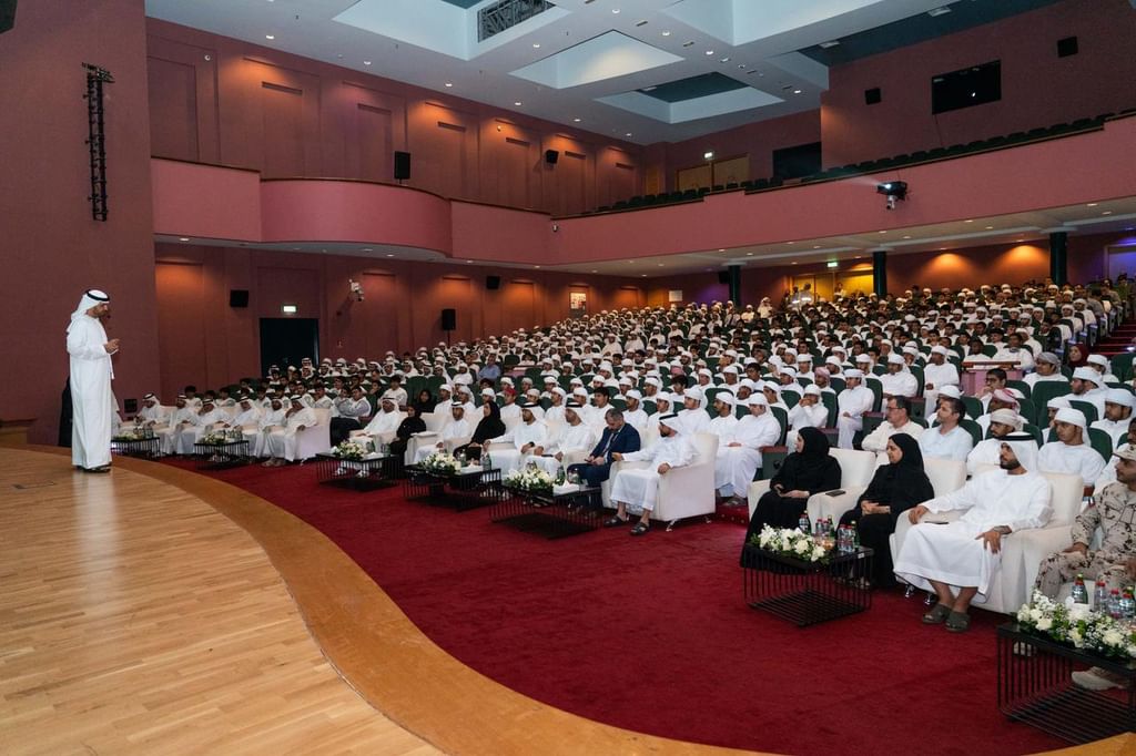 انطلاق أولى جلسات مبادرة «جاهزين يا وطن» في عجمان بمشاركة 600 طالب
