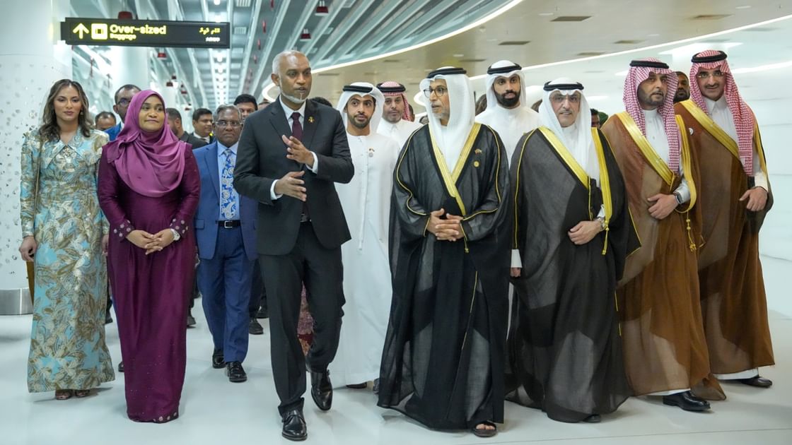 "أبوظبي للتنمية" يشارك في افتتاح مطار فيلانا الدولي بالمالديف
