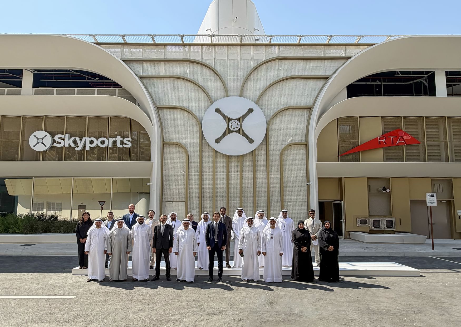 في إنجاز تاريخي ..  "الطيران المدني" تعتمد "VDX" في دبي كأول مهبط عمودي تجاري للطائرات الكهربائية عالميا