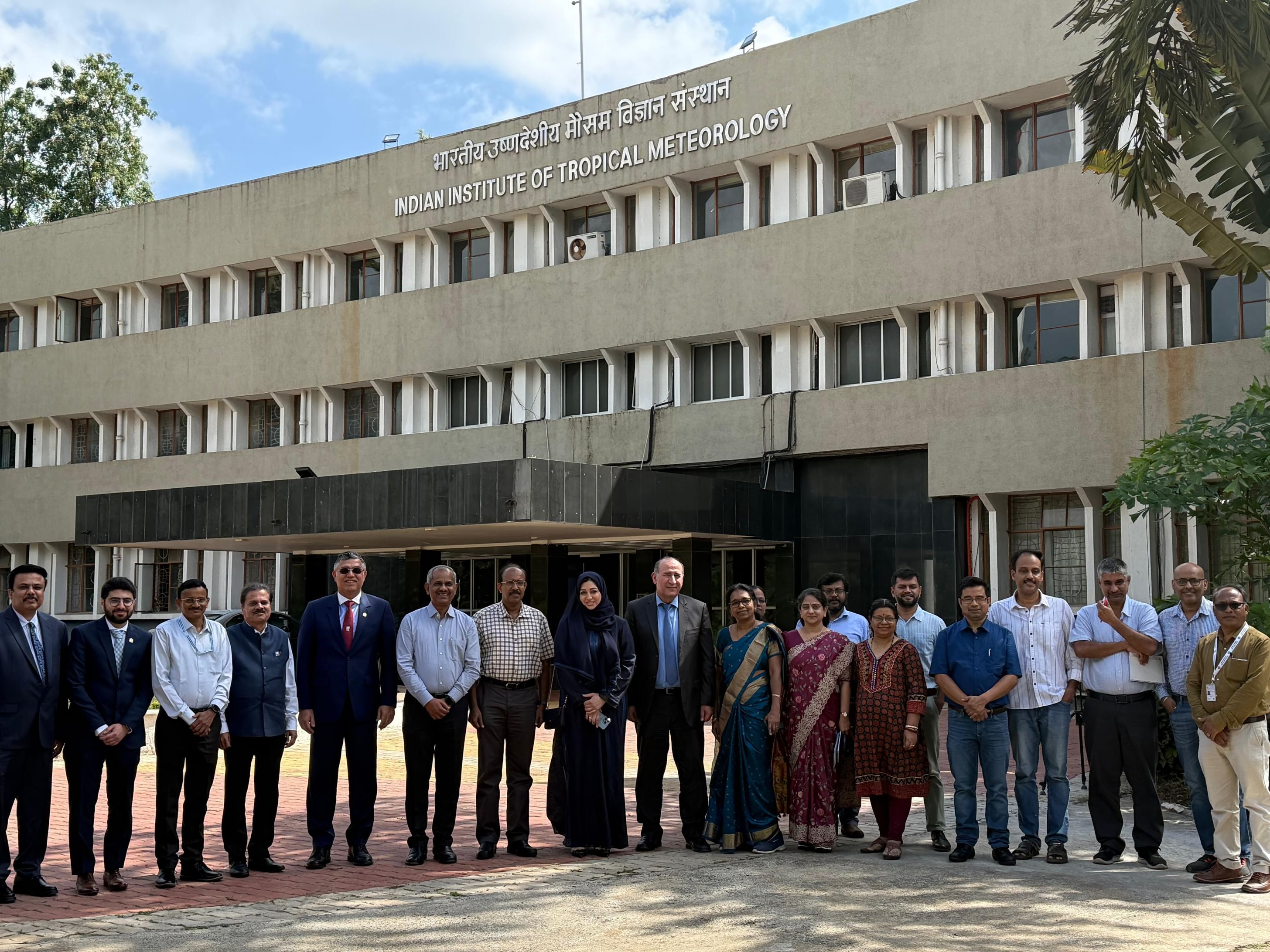 "الإمارات لبحوث علوم الاستمطار" يشارك في المؤتمر العلمي الـ11 لتعديل الطقس