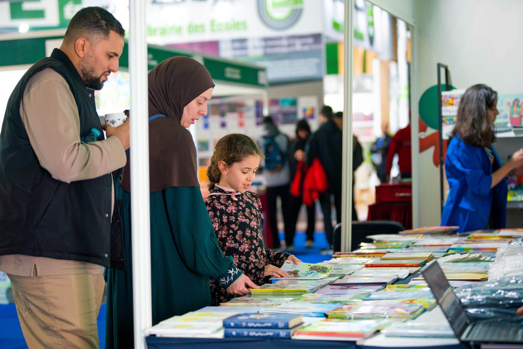 «منصة للتوزيع» تدعم الناشرين الإماراتيين في معرضي الرباط والدوحة للكتاب
