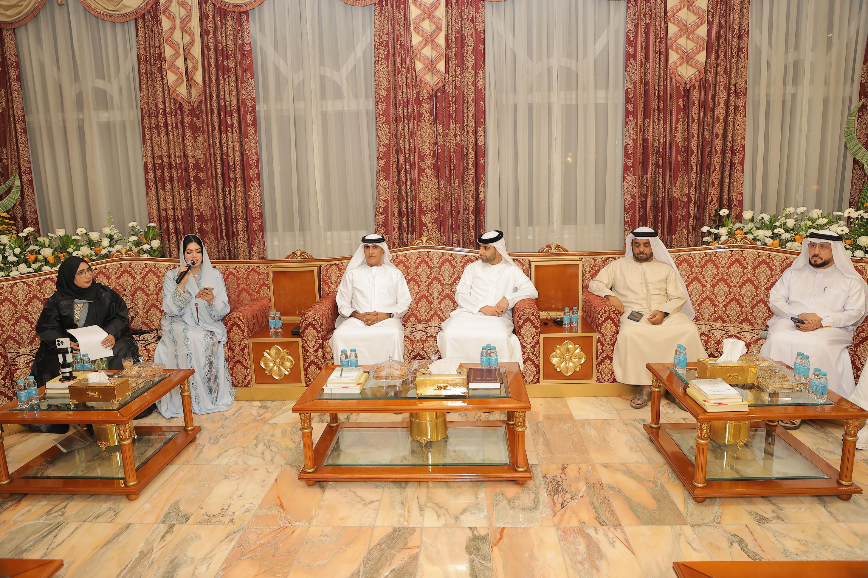 مجلس سالم بن سلطان القاسمي يستضيف جلسة "دولة الإنسانية" في رأس الخيمة