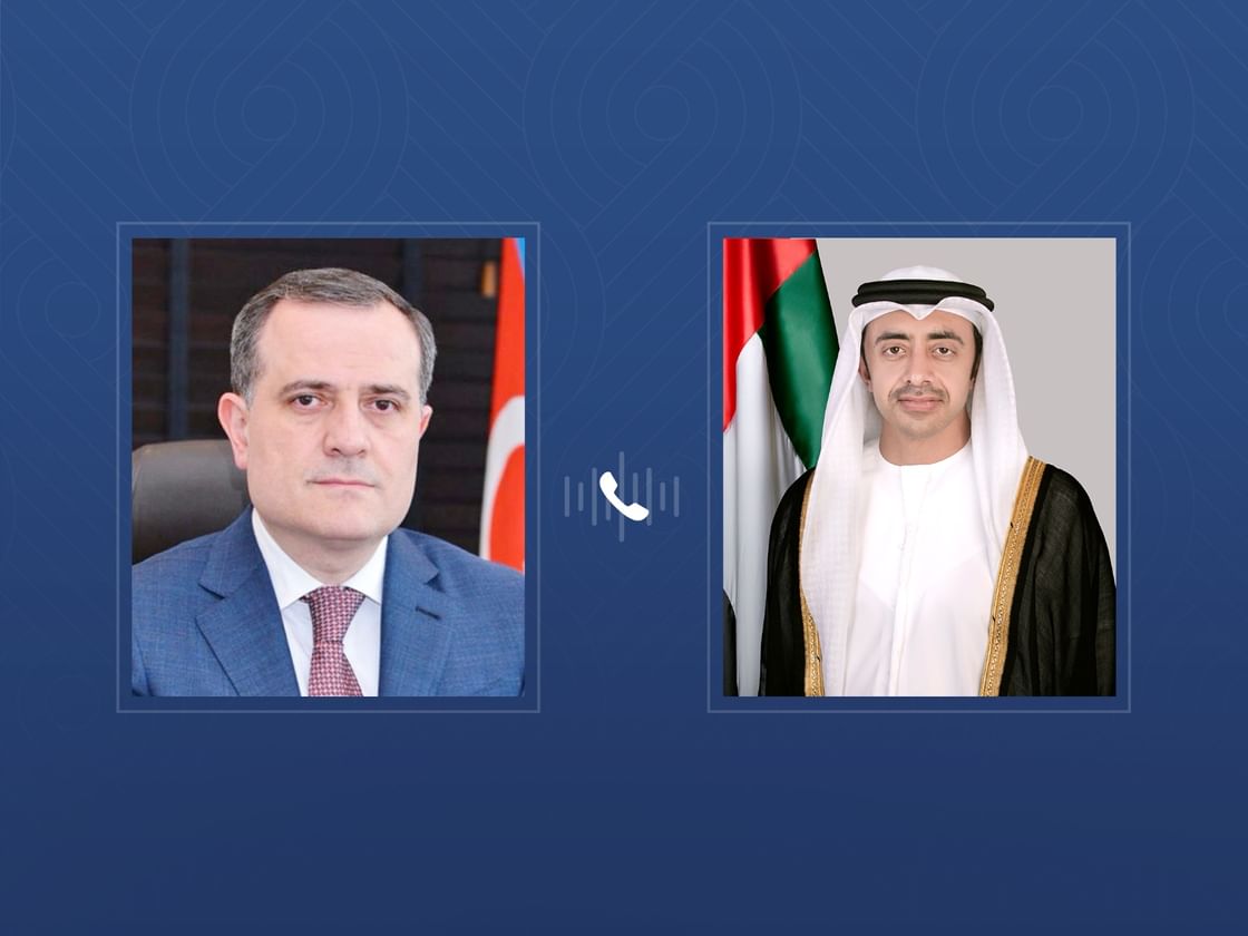 عبدالله بن زايد ووزير الخارجية الأذربيجاني يبحثان هاتفيا التطورات الإقليمية