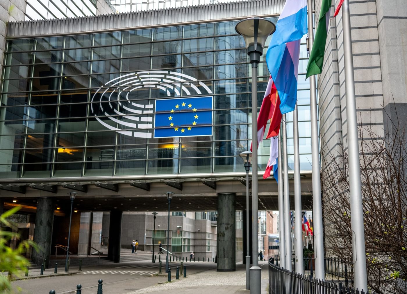 البرلمان الأوروبي يعقد اجتماعا طارئا لإعادة تقييم الاتفاق التجاري مع الولايات المتحدة