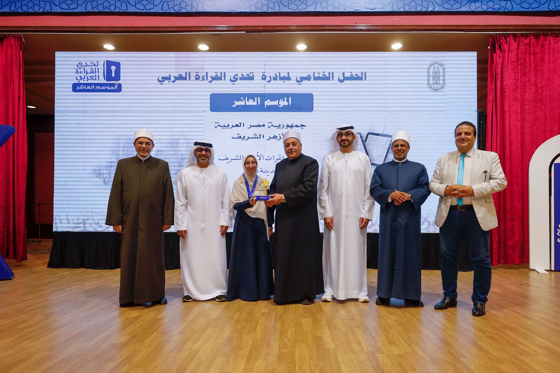 سندس رحاب تحرز لقب بطلة تحدي القراءة العربي على مستوى الأزهر الشريف