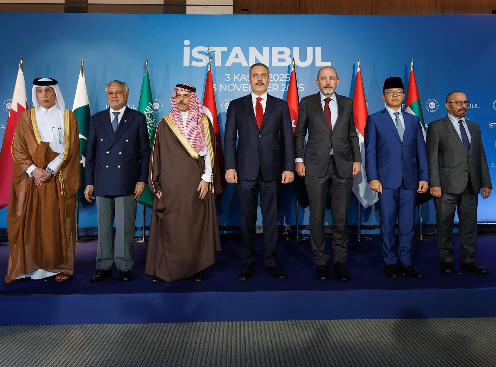 المرر يترأس وفد الدولة المشارك في الاجتماع الوزاري حول غزة في إسطنبول