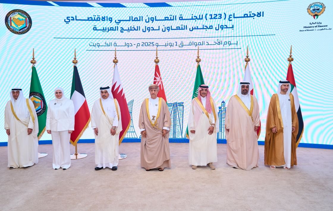 الإمارات تشارك في اجتماع لجنة التعاون المالي والاقتصادي بدول مجلس التعاون في الكويت