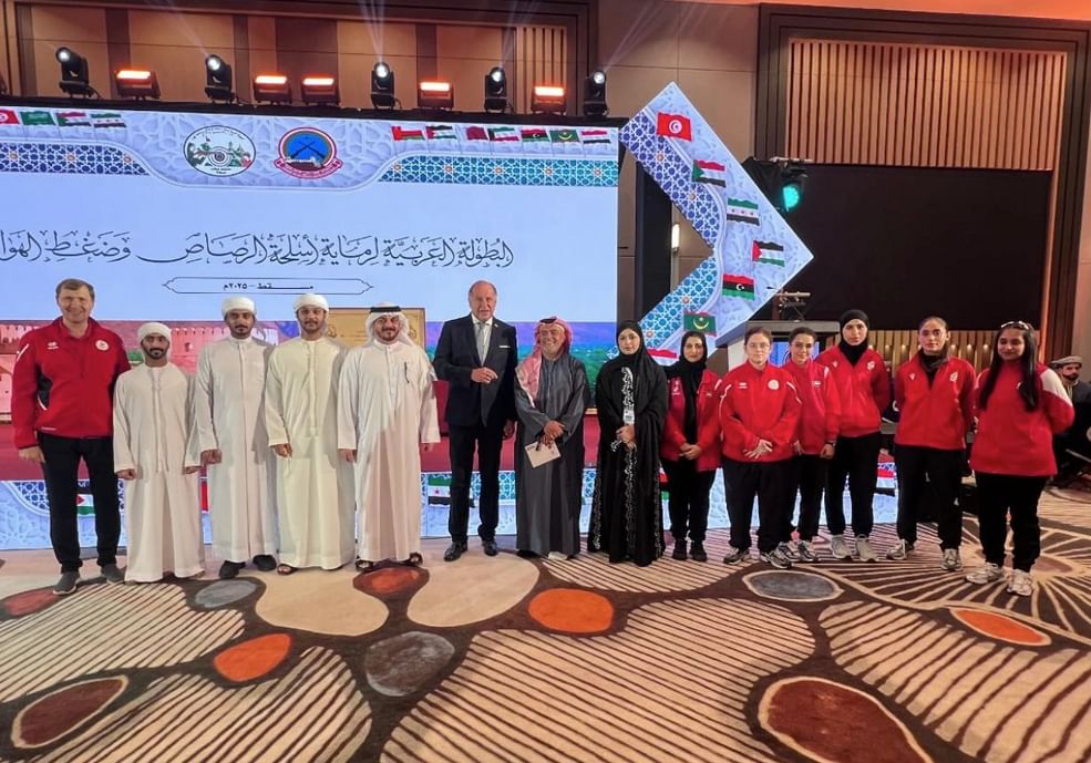 منتخب الإمارات للرماية يحصد 10 ميداليات ملونة في البطولة العربية بمسقط