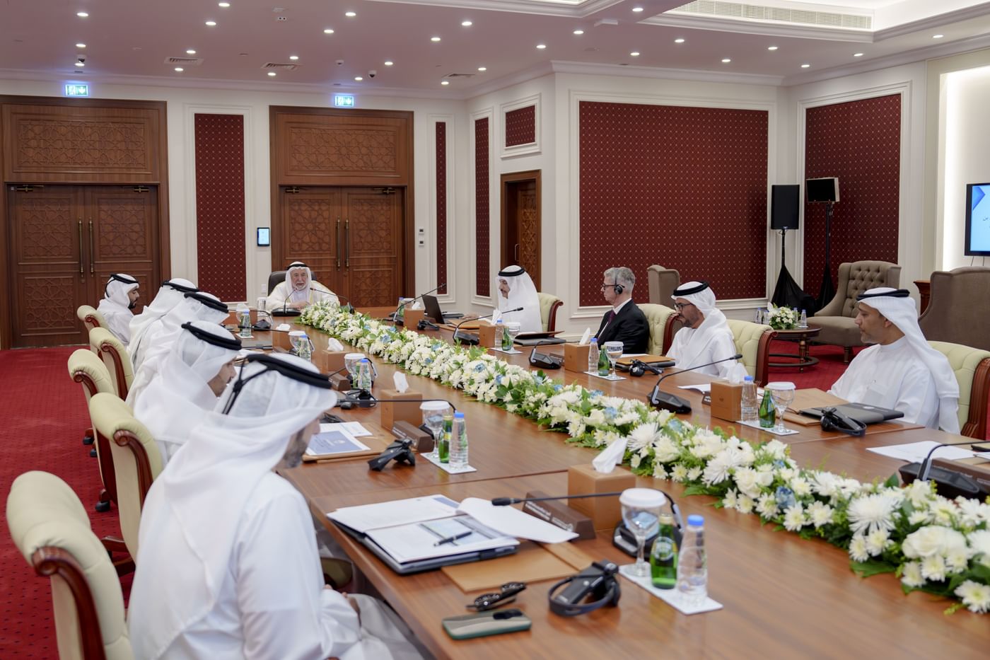سلطان القاسمي يترأس اجتماع مجلس أمناء أكاديمية الشارقة للنقل البحري