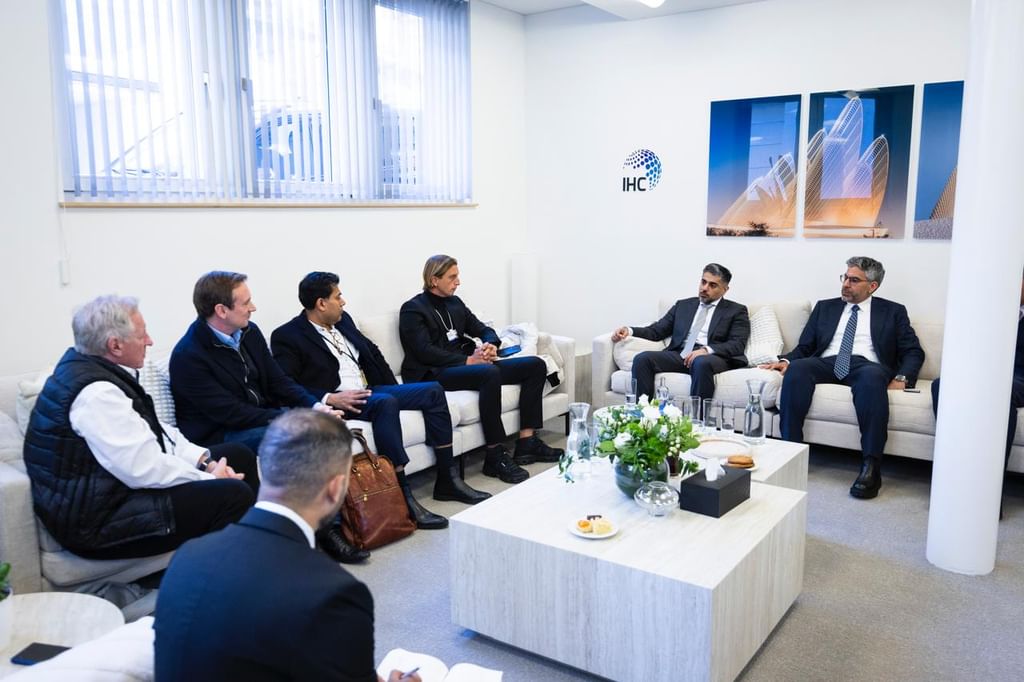 دافوس 2026 ..  القطاعات غير النفطية تساهم بأكثر من 50% في الناتج المحلي الإجمالي لـ"أبوظبي"