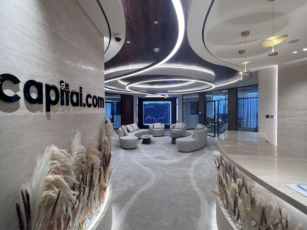 "كابيتال دوت كوم" تواصل قصة نجاحها عالمياً انطلاقاً من الإمارات بتداولات 3.42 تريليون دولار