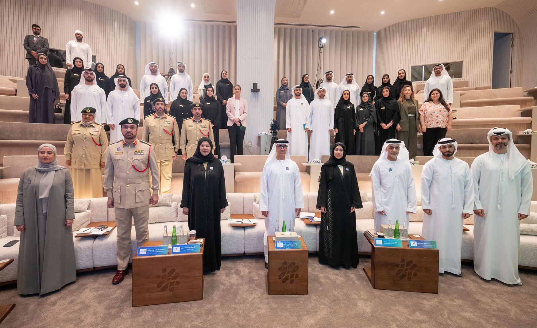 "تحدي 71" يختتم مرحلته الأولى بتأهل 16 من الكفاءات الإماراتية الشابة