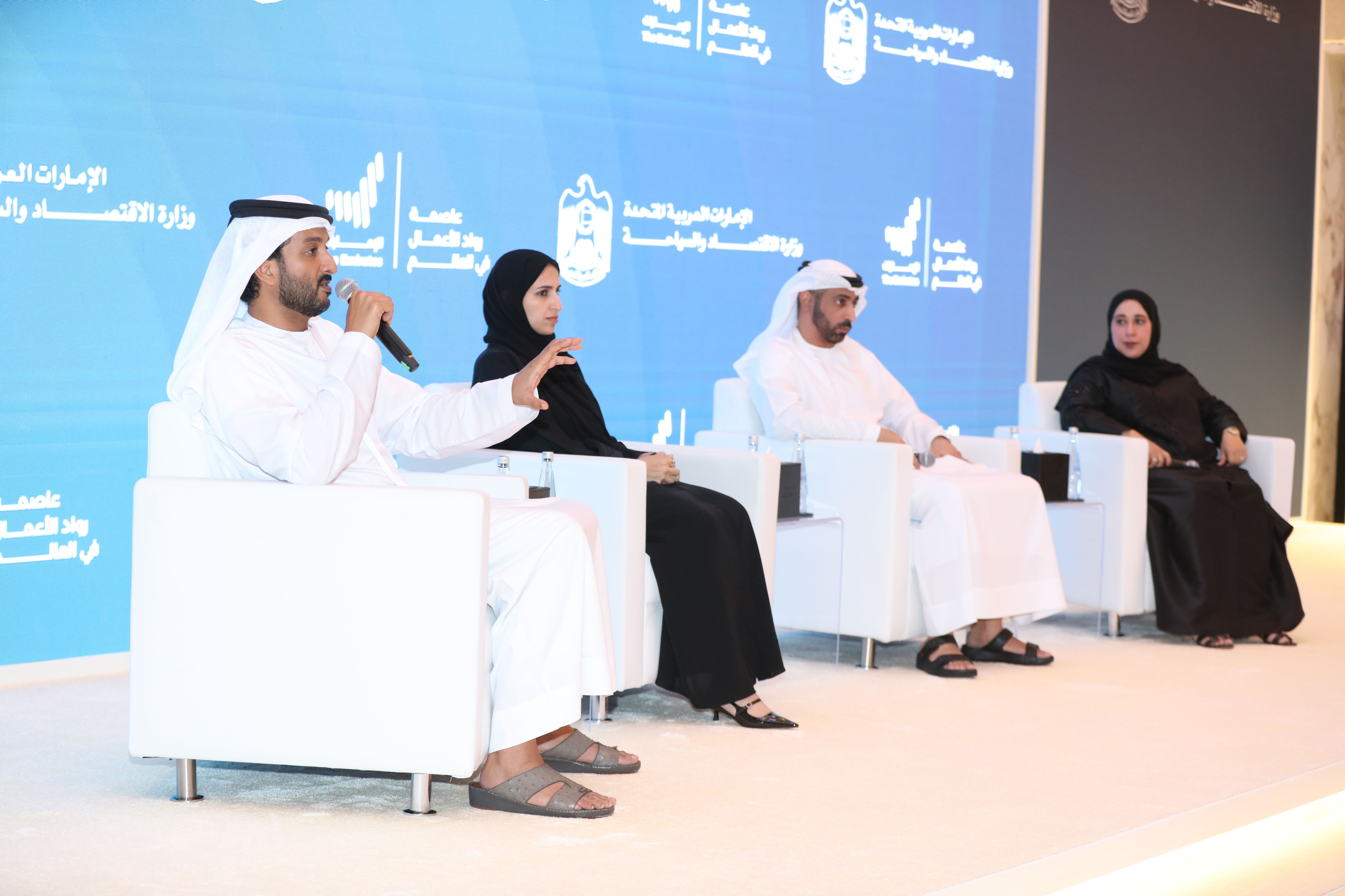 "الاقتصاد والسياحة" تستعرض تفاصيل الحملة الوطنية "الإمارات عاصمة رواد الأعمال في العالم"