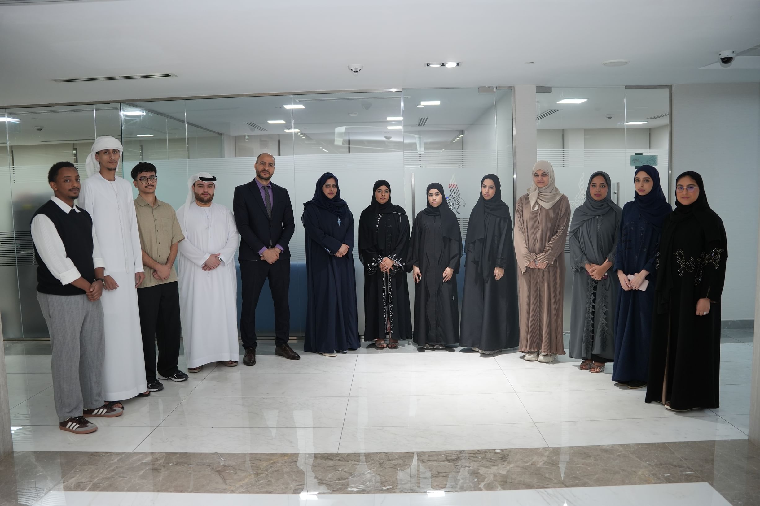 مصرف الشارقة الإسلامي ينظم ورشة "المسار المهني" لتأهيل الكوادر الوطنية الشابة