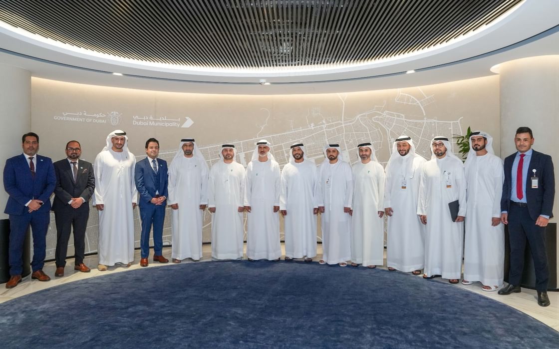 بلدية دبي وشركة باركن توقعان مذكرة تفاهم لرفع الكفاءة التشغيلية للمواقف العامة