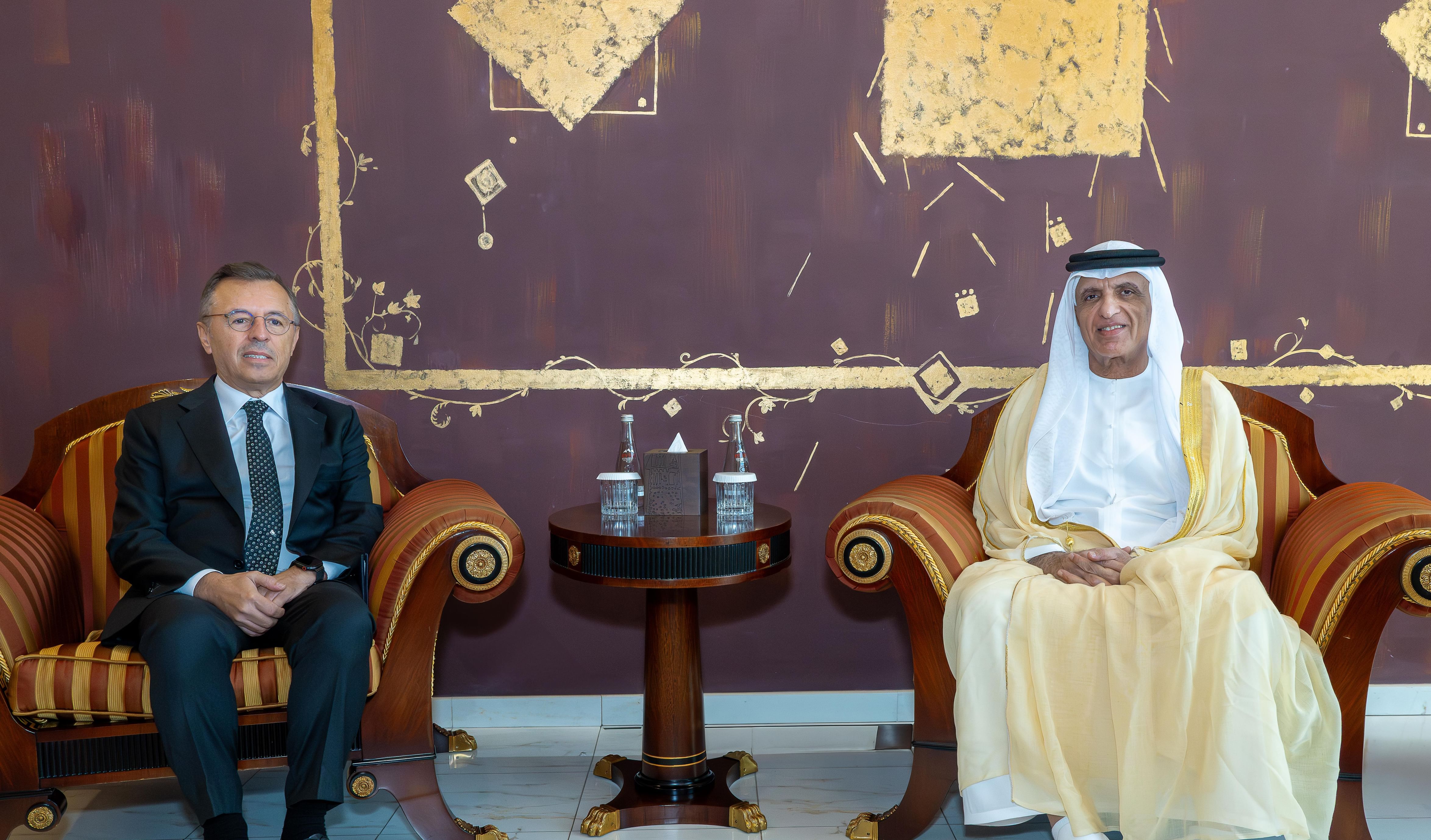 سعود بن صقر يستقبل سفير تركيا