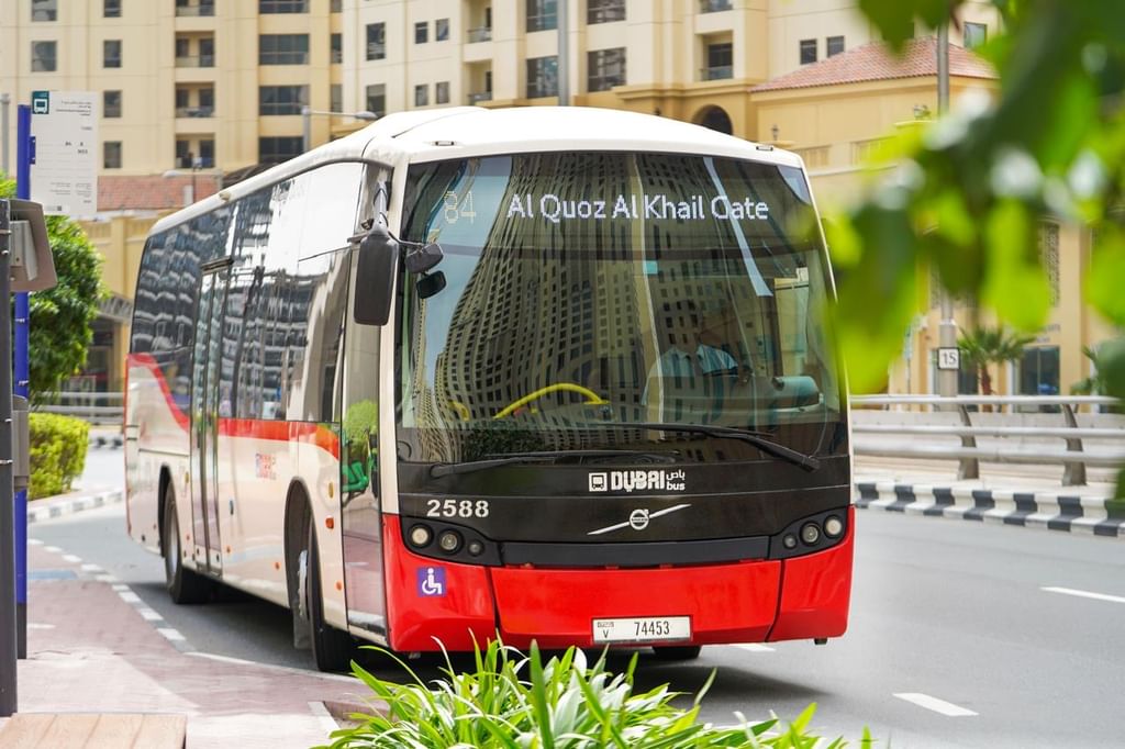 "طرق دبي" تُطلِق نظاماً ذكياً لتعزيز قدرة استجابة الحافلات وجاهزيتها