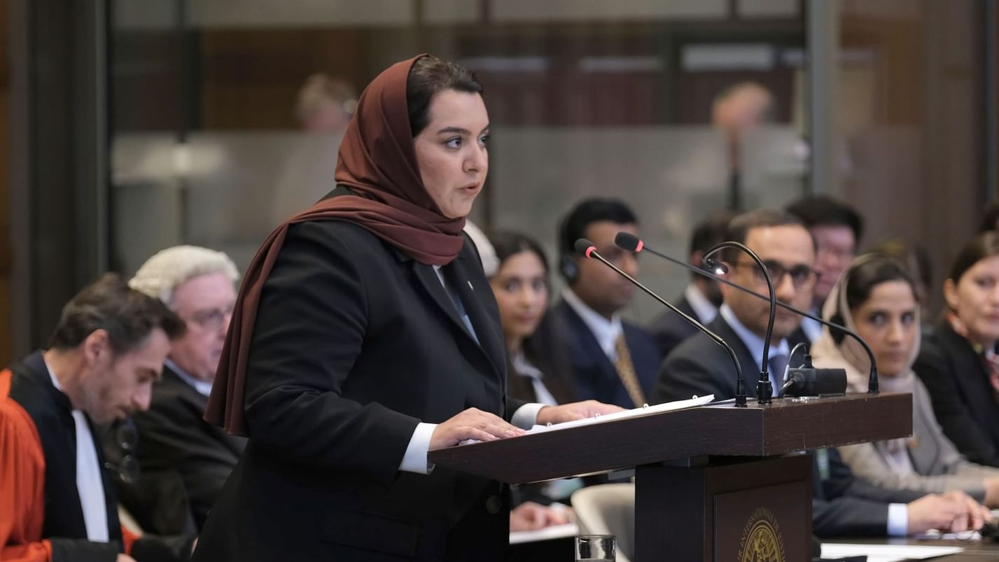 المرأة الإماراتية  ..  مسيرة رائدة في التمكين السياسي