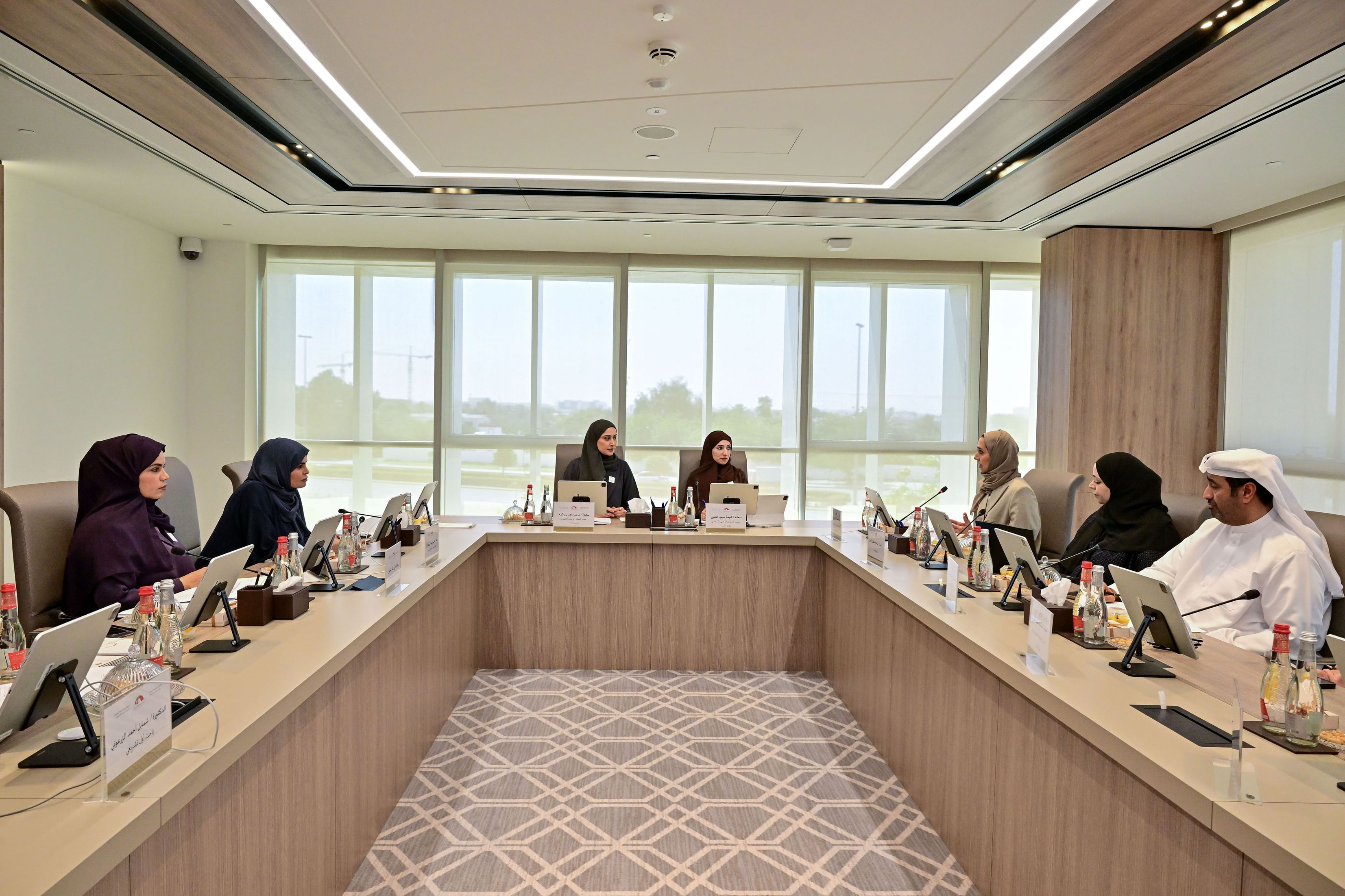 لجنة الشؤون الاجتماعية في "الوطني الاتحادي" تواصل دراسة جودة خدمات كبار المواطنين