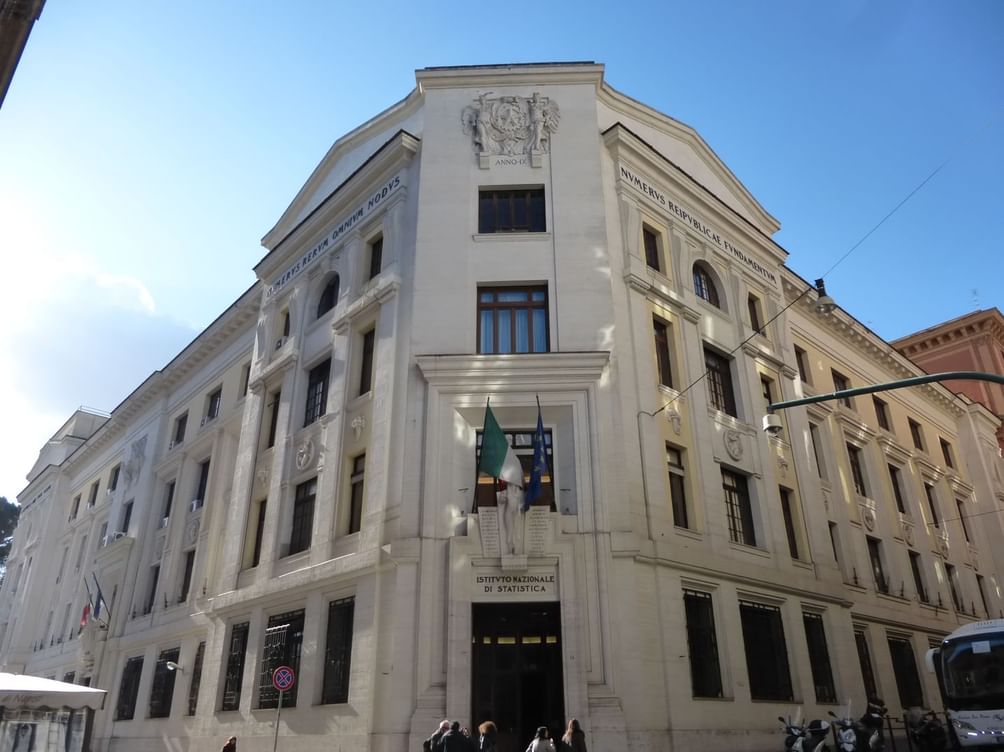 3.1 % نسبة العجز في ميزانية إيطاليا