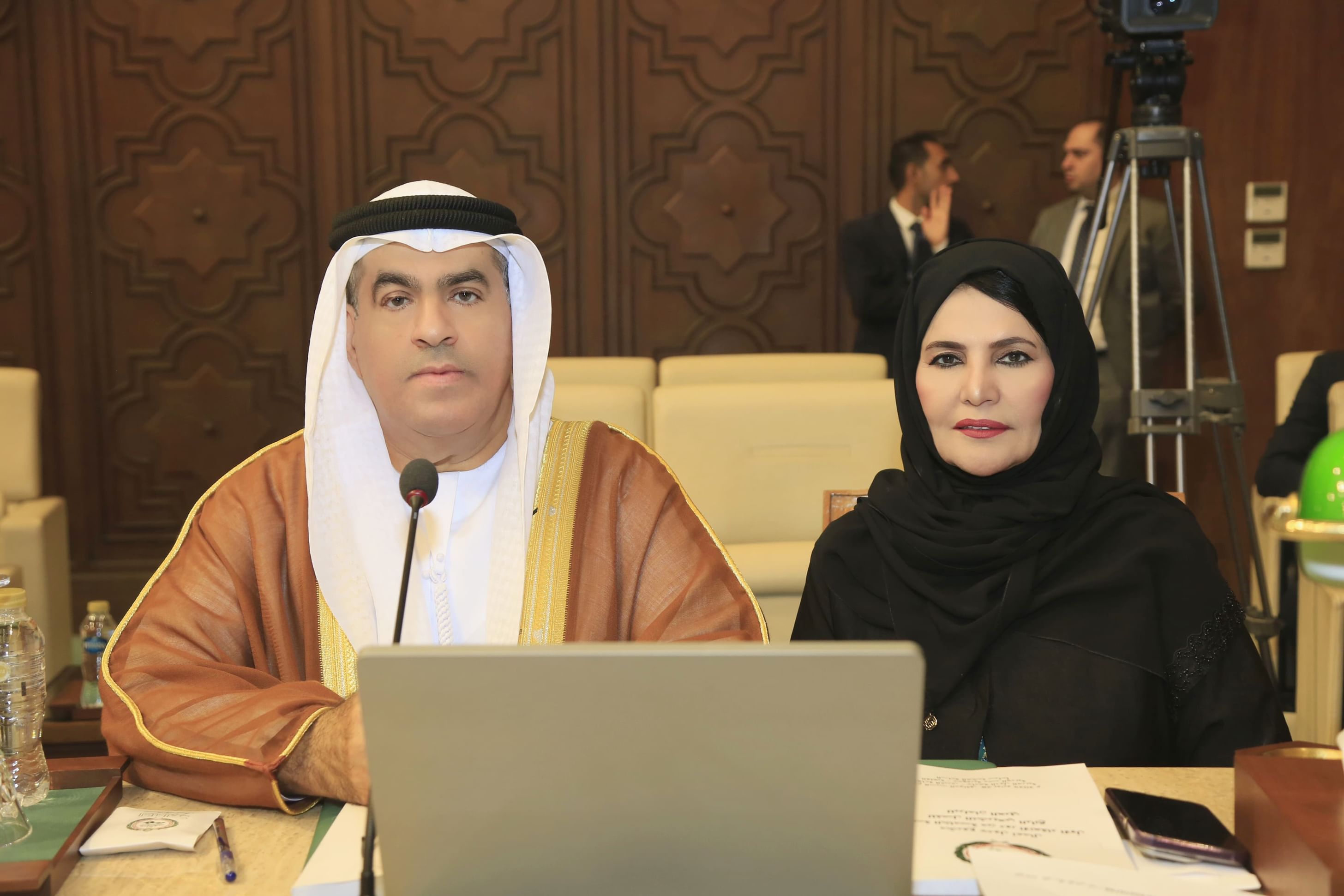 الشعبة البرلمانية الإماراتية تشارك في الجلسة العامة الـ5 للبرلمان العربي بالقاهرة