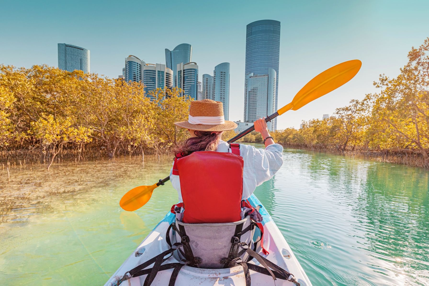 "الإمارات تعزز الاستثمار في القطاع السياحي بتسهيلات تنافسية