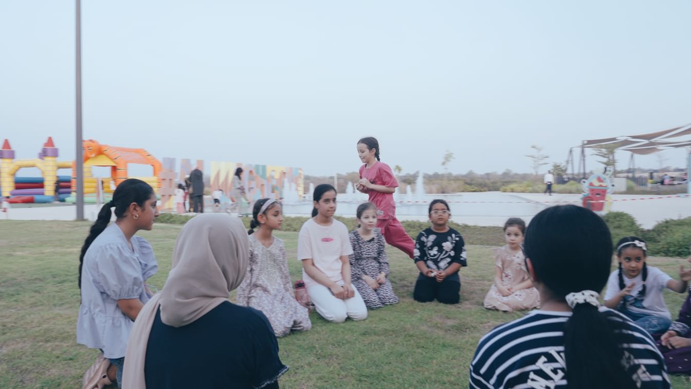إقبال جماهيري لافت على فعاليات "صيف الظفرة" وتكريم للأسر المنتجة تزامنا مع "عام الأسرة"