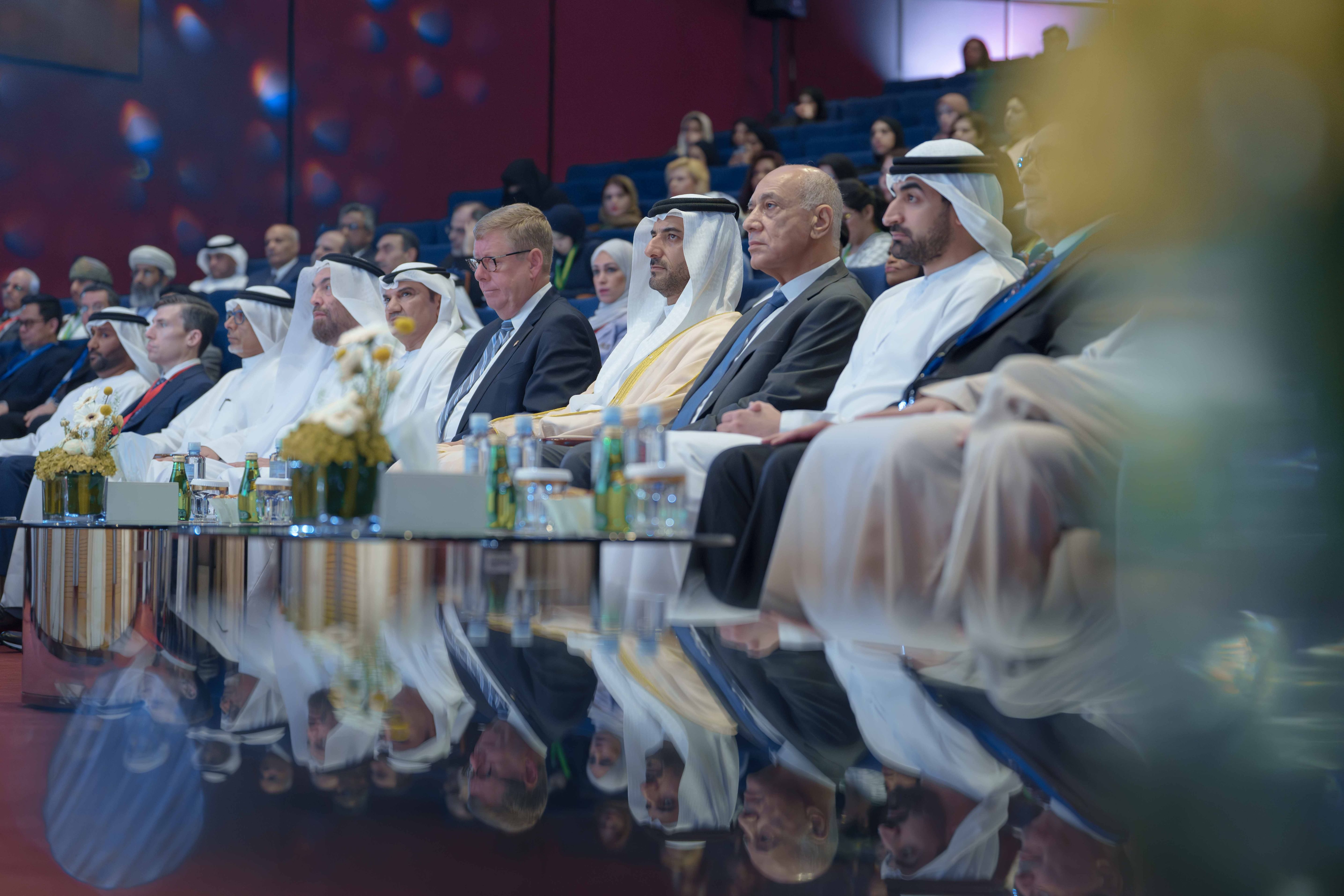 سلطان بن أحمد القاسمي يشهد انطلاق فعاليات مؤتمر الشارقة الدولي الثاني للتعليم