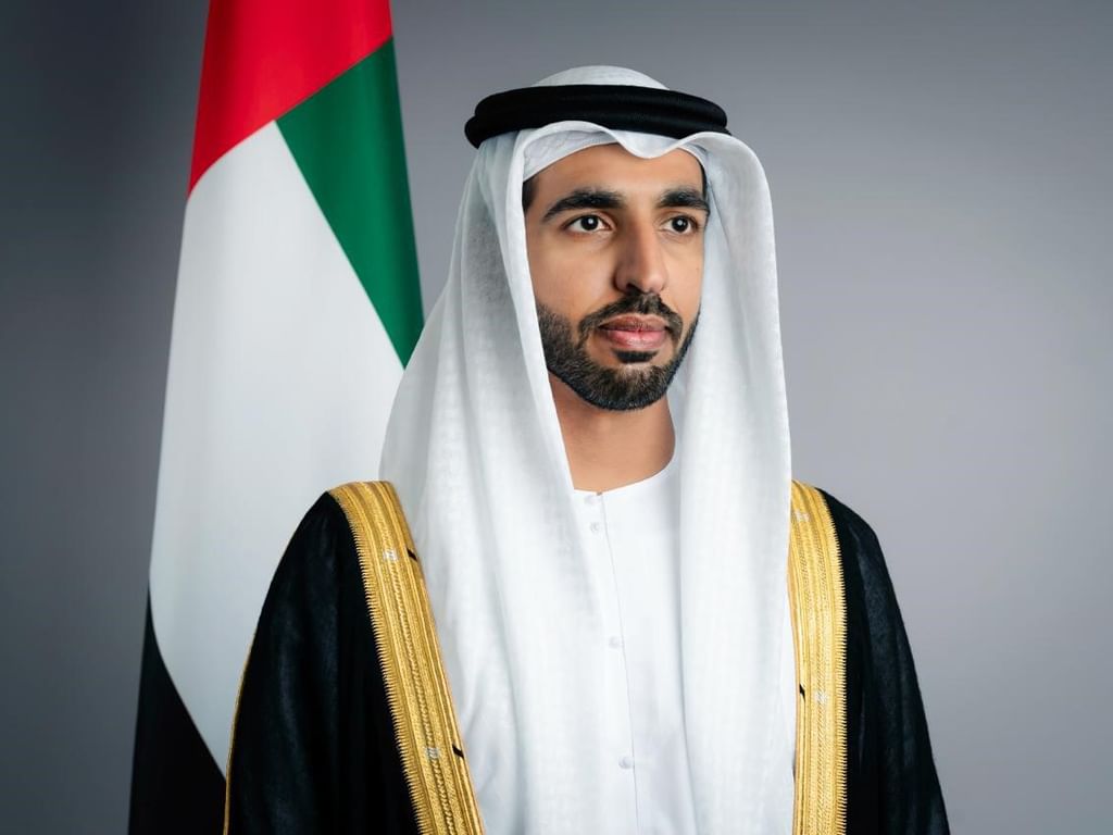 نيابة عن رئيس الدولة ..  شخبوط بن نهيان يشارك في مراسم تنصيب رئيس الغابون