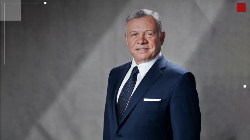 خليفة بن طحنون بن محمد يقدم واجب العزاء في وفاة سهيل الخزع محمد العامري