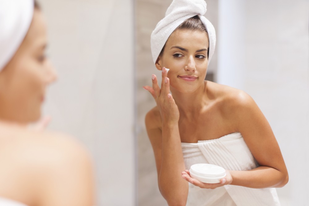 المنتجات التجميلية: هل هي ضرورية؟