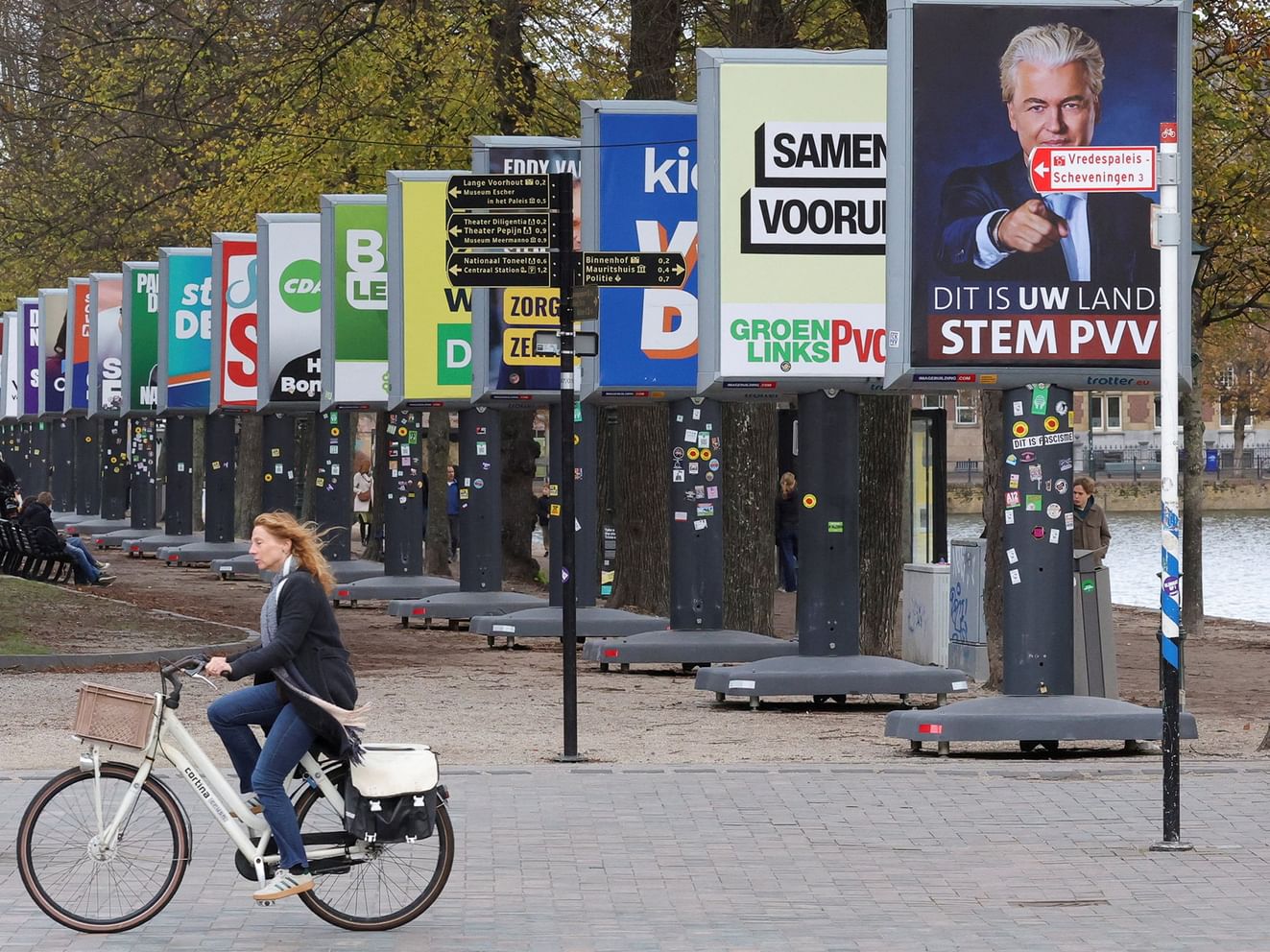 الهولنديون يصوتون في انتخابات برلمانية مبكرة