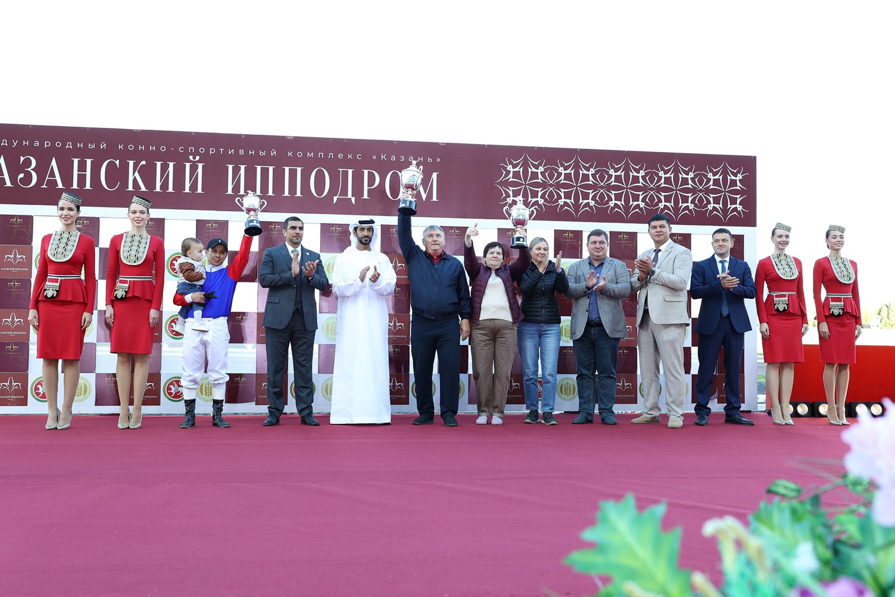 الجواد "فوسخود تيرسك" يتوج بلقب كأس رئيس الدولة للخيول العربية في كازان