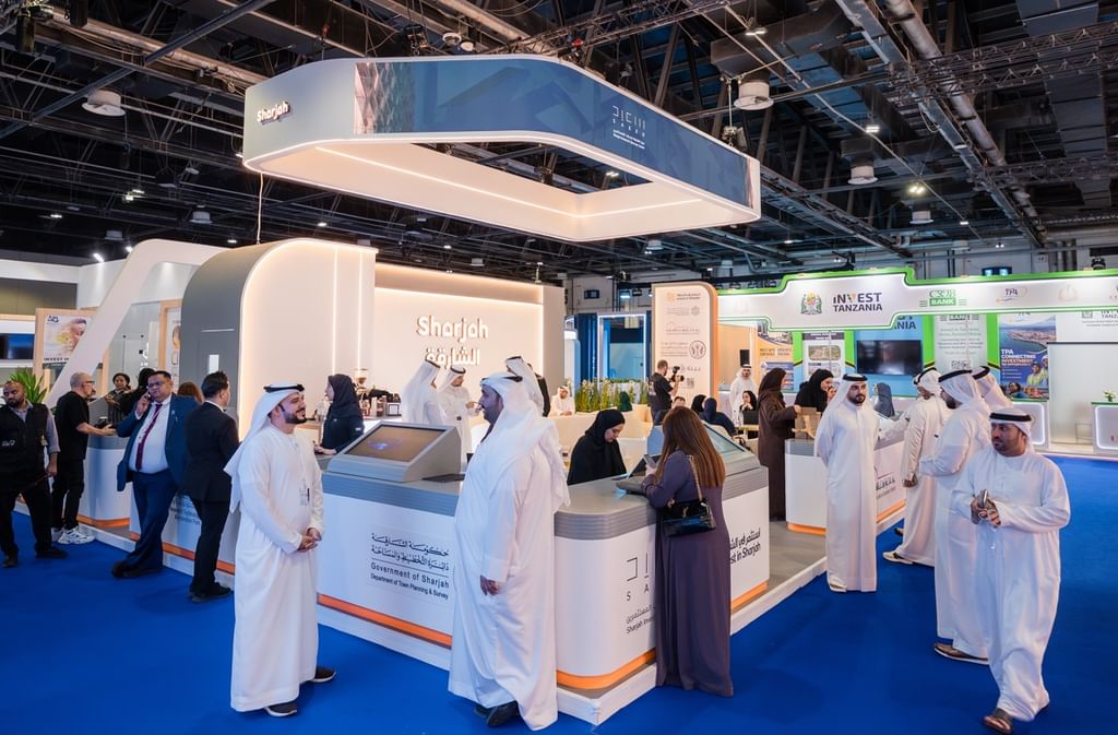 الشارقة تعرض منظومتها الاقتصادية المتكاملة في "قمة AIM للاستثمار 2026"
