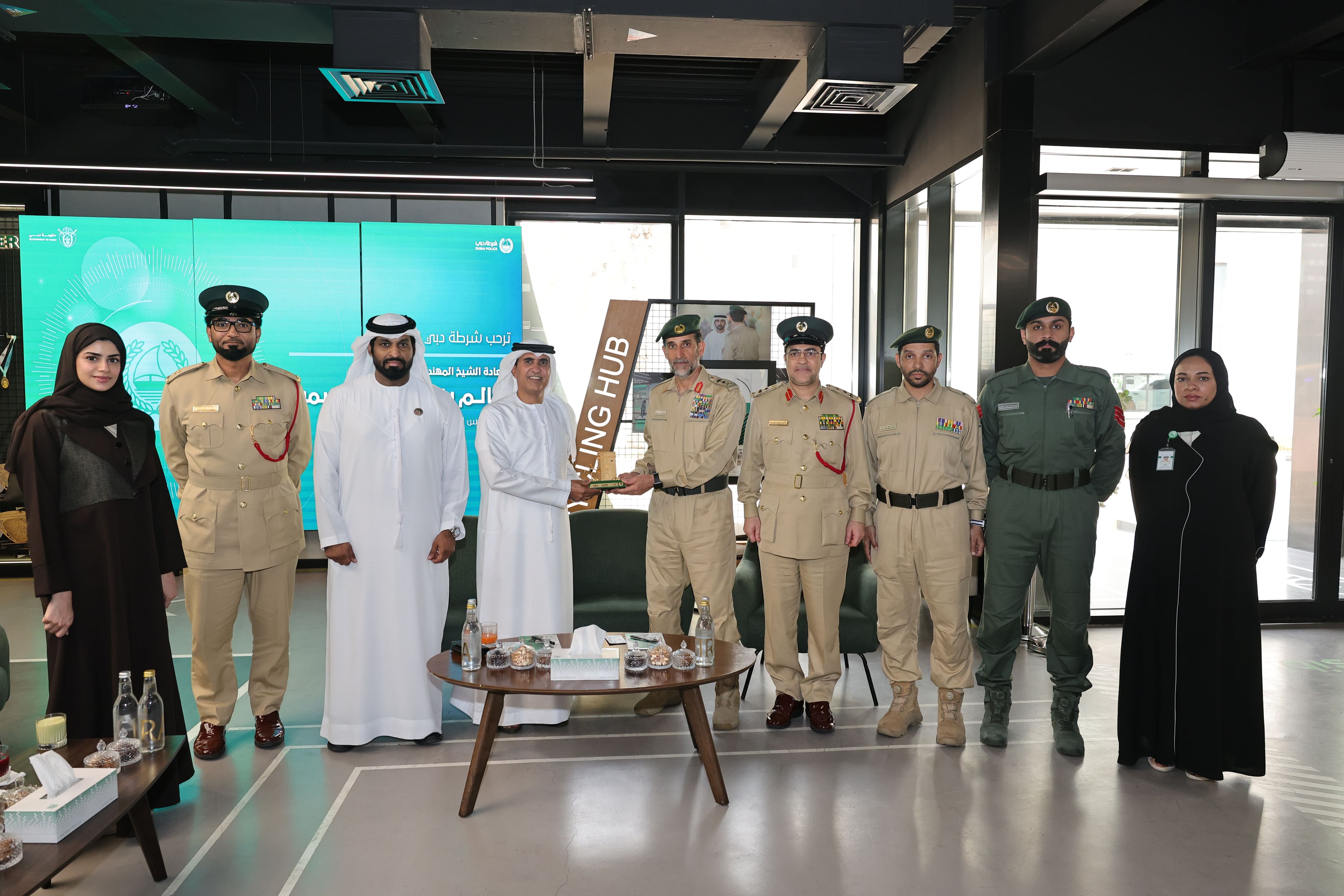 شرطة دبي واتحاد الإمارات للمبارزة يبحثان تعزيز التعاون الرياضي