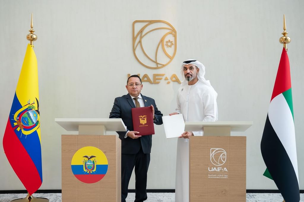 مذكرتا تفاهم بين الإمارات والإكوادور لتعزيز التعاون في الرقابة ومكافحة الفساد