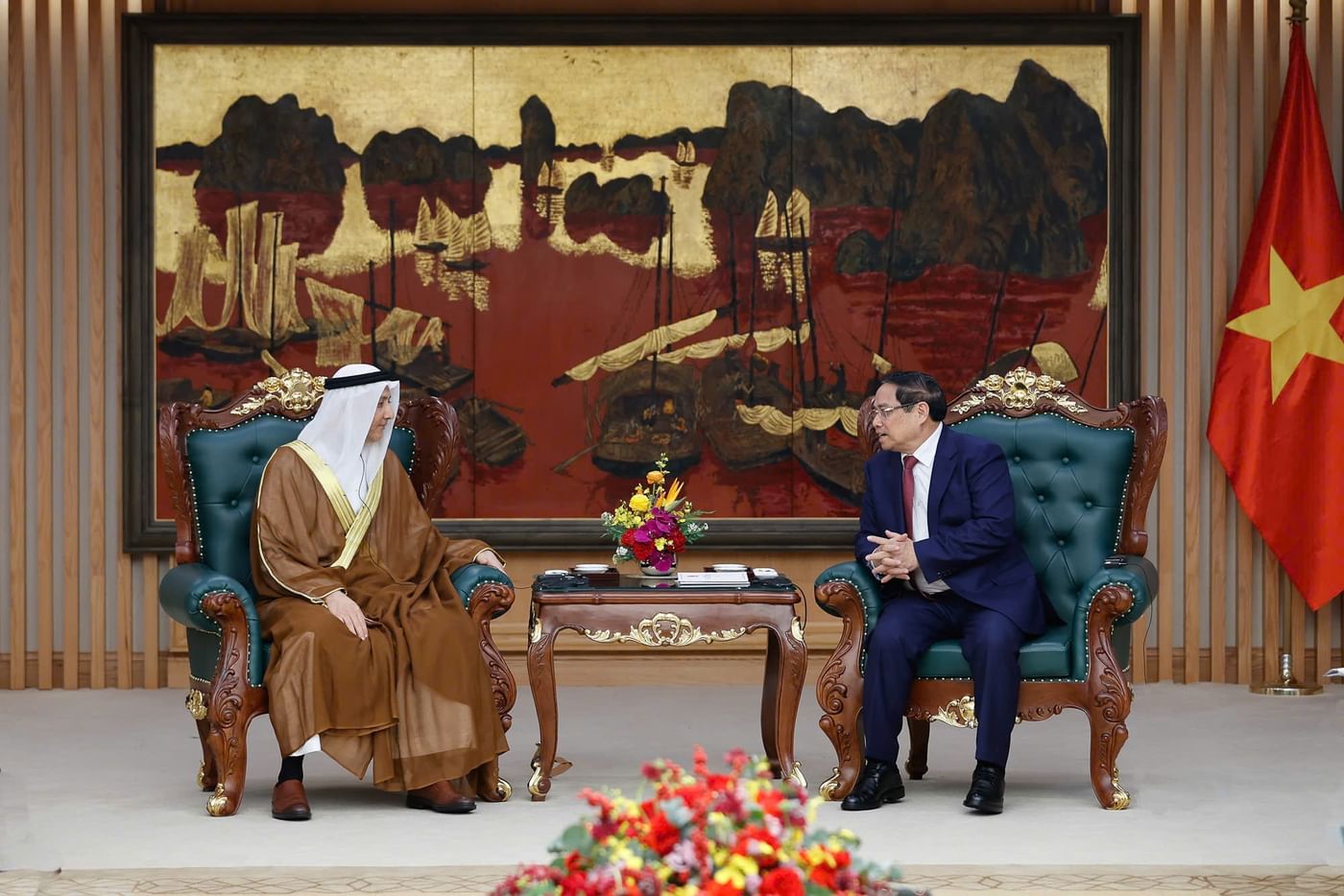 رئيس وزراء فيتنام يلتقي سفير الإمارات