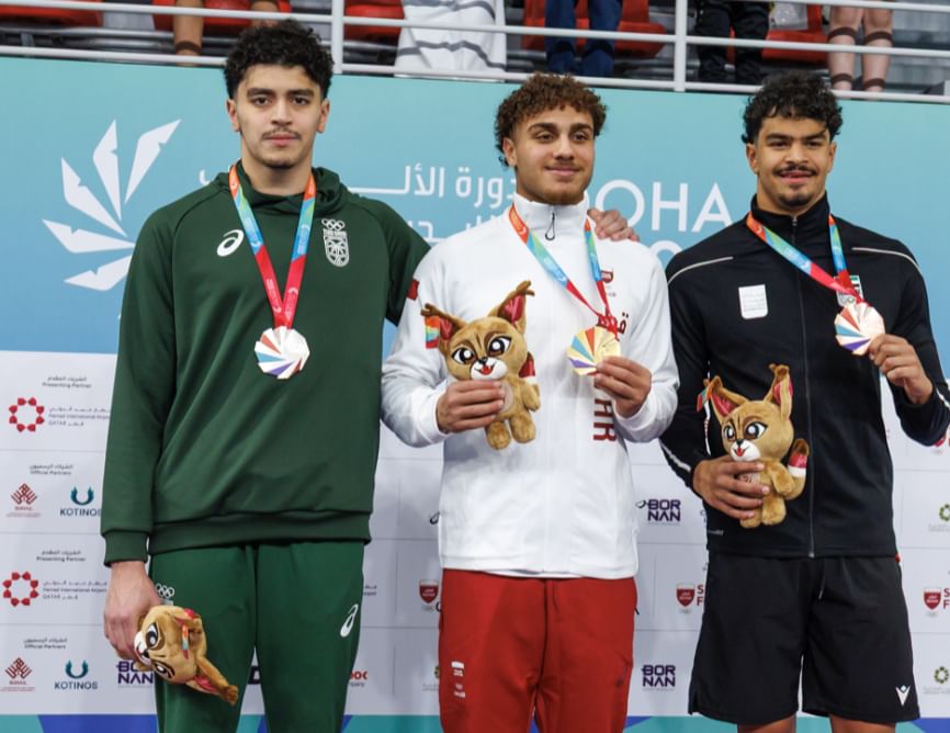 السباح حسين شوقي يهدي الإمارات برونزية الألعاب الخليجية