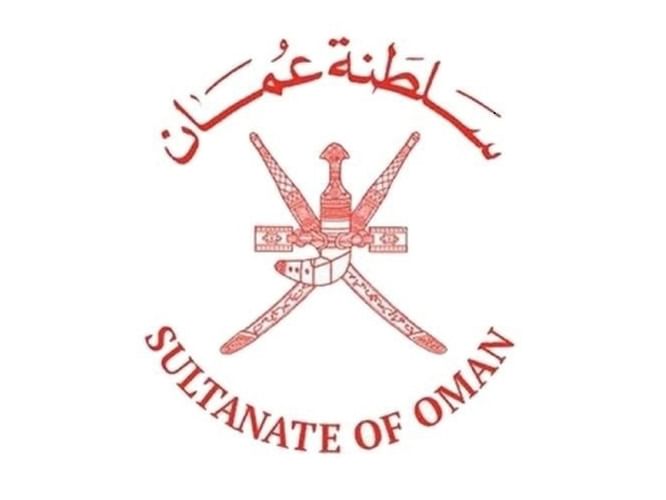 سلطنة عمان/ استهداف ميناء صلالة بطائرتين مسيرتين وإصابة عامل