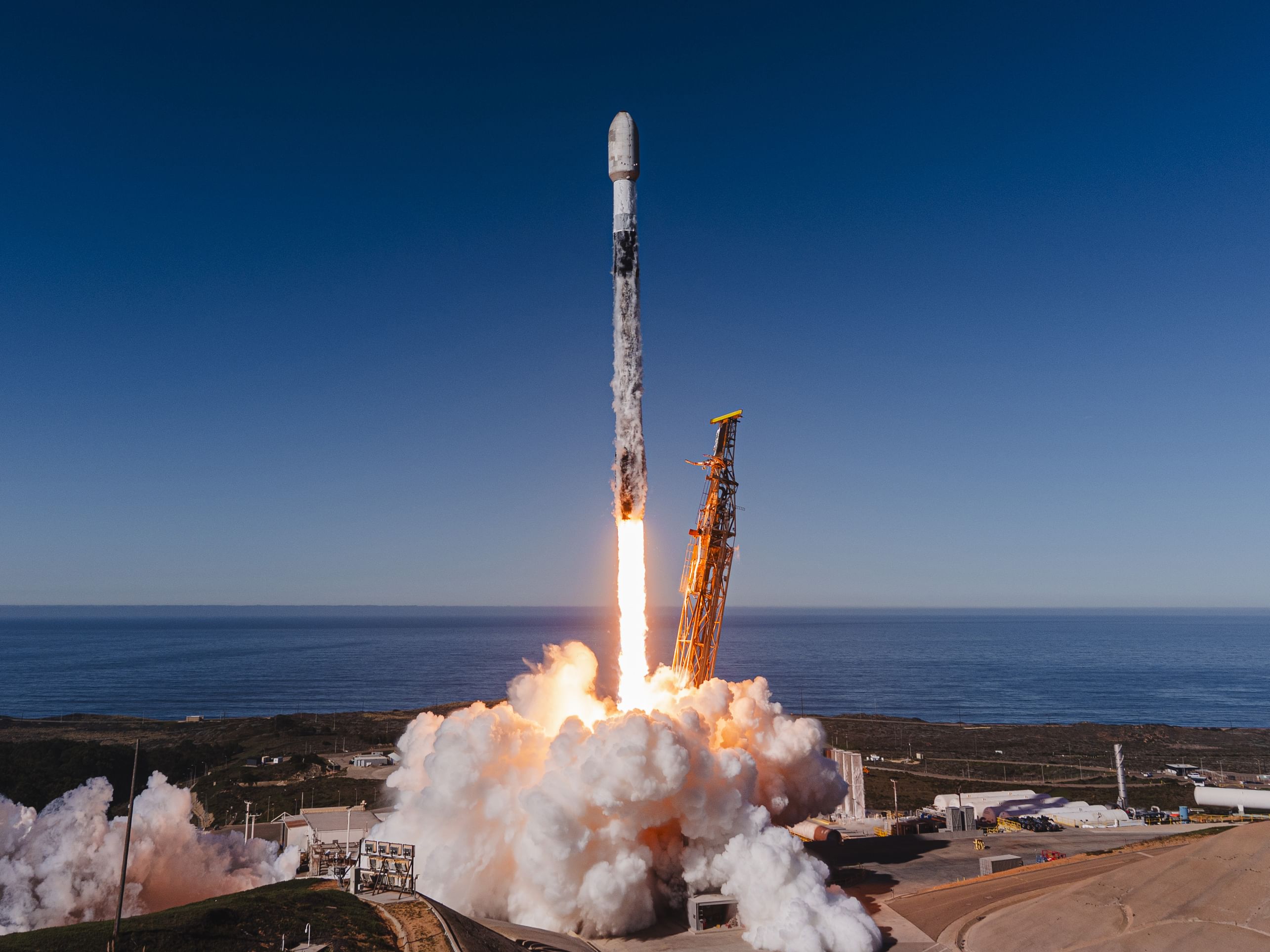 الإمارات في الفضاء/ إنجازات متتالية ورؤية تقود العالم نحو مستقبل مزدهر