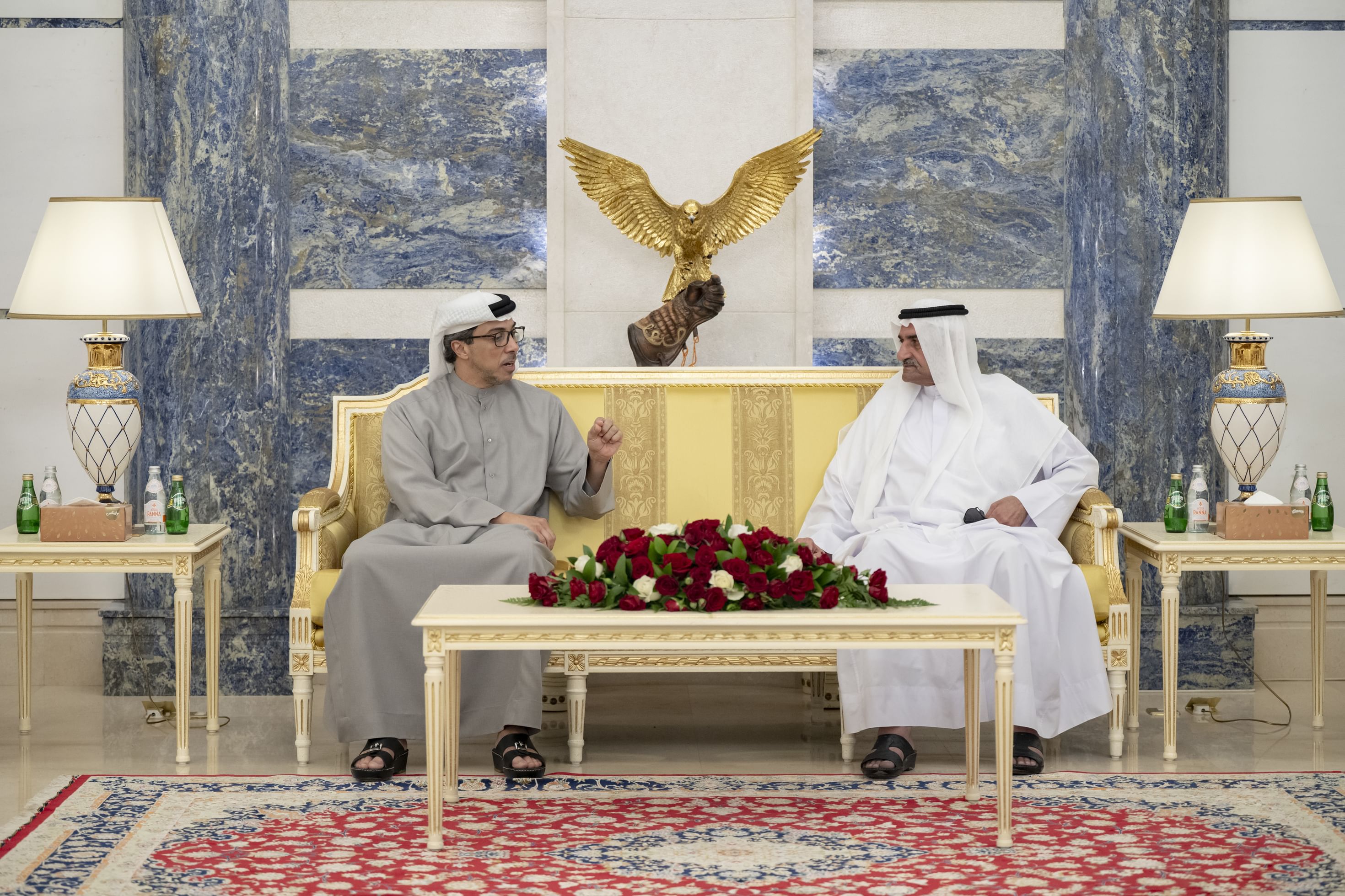 حاكم الفجيرة يستقبل منصور بن زايد