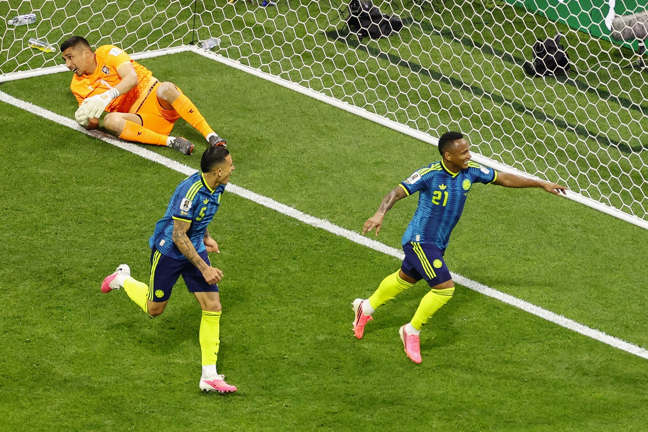 منتخب كولومبيا يستهل مشواره في كأس العالم بالفوز على أوزبكستان