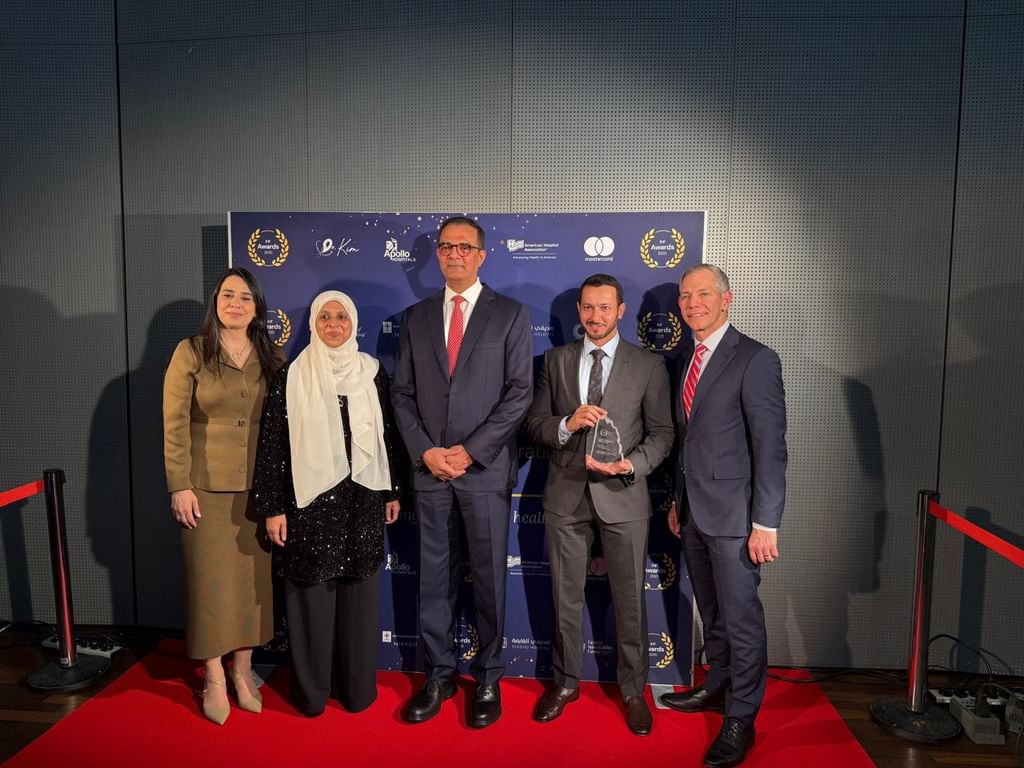 "شخبوط الطبية" تتوج بتكريمين من الاتحاد الدولي للمستشفيات