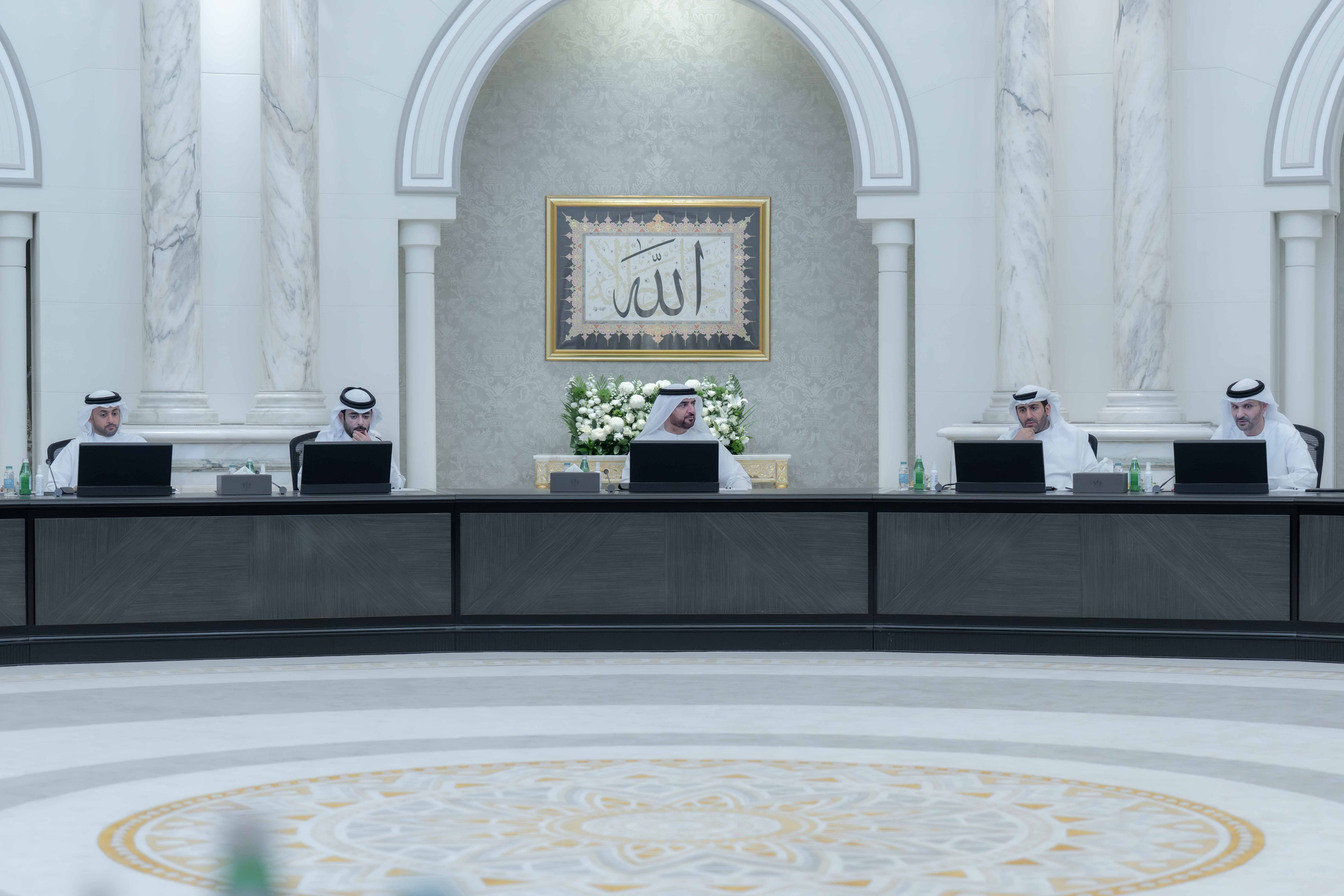 عبدالله بن سالم القاسمي يترأس اجتماع المجلس التنفيذي